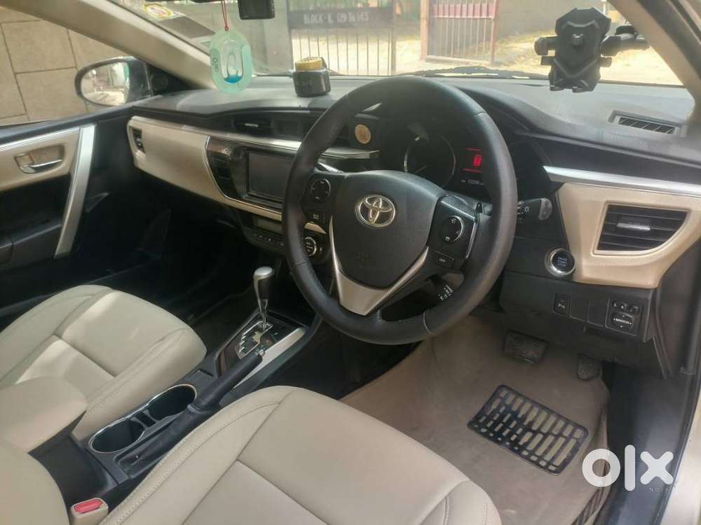 Toyota Corolla Altis Vl, 2015, Petrol