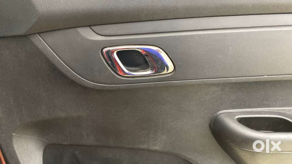 Renault Kwid 1.0 Rxt Amt Opt, 2018, Petrol