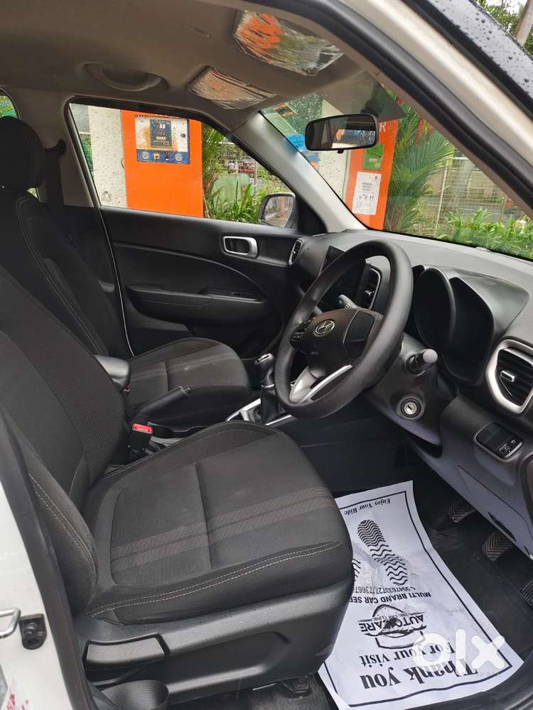 Hyundai Venue S Turbo, 2020, Petrol