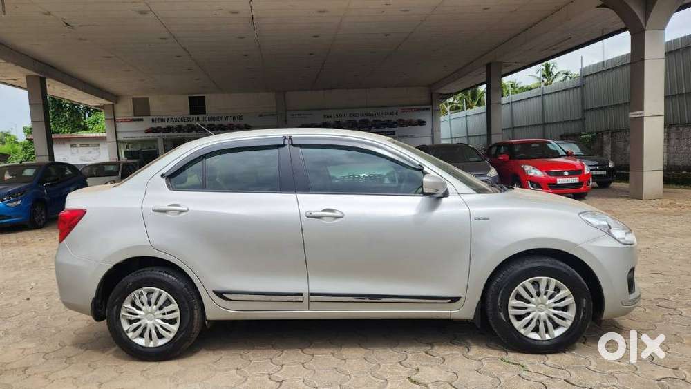 Maruti Suzuki Dzire Vdi Amt, 2017, Diesel