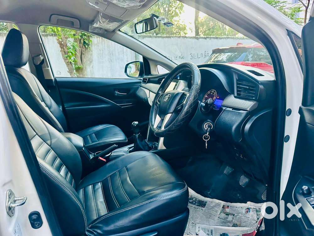 Toyota Innova Crysta [2020-ongoing] 2.4 Gx 8 Str, 2020, Diesel