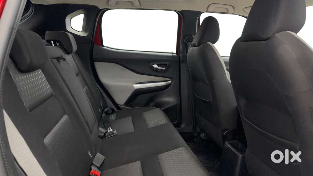 Nissan Magnite 1.0 Xv Premium Turbo Cvt, 2023, Petrol