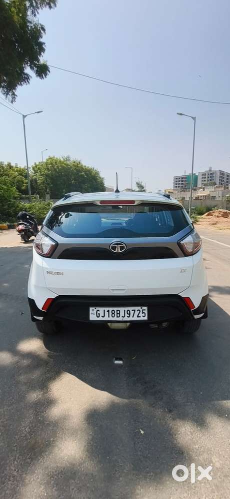 Tata Nexon 1.2 Revotron Xm (s), 2018, Cng & Hybrids