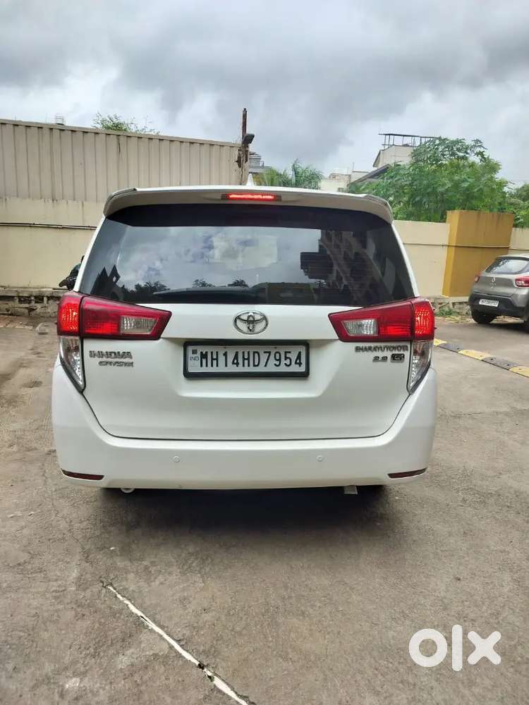 Toyota Innova Crysta 2019