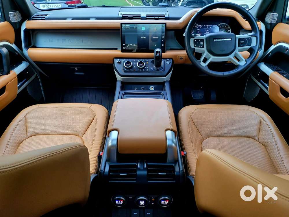 Land Rover Defender 3.0 L 130 Hse, 2023, Diesel