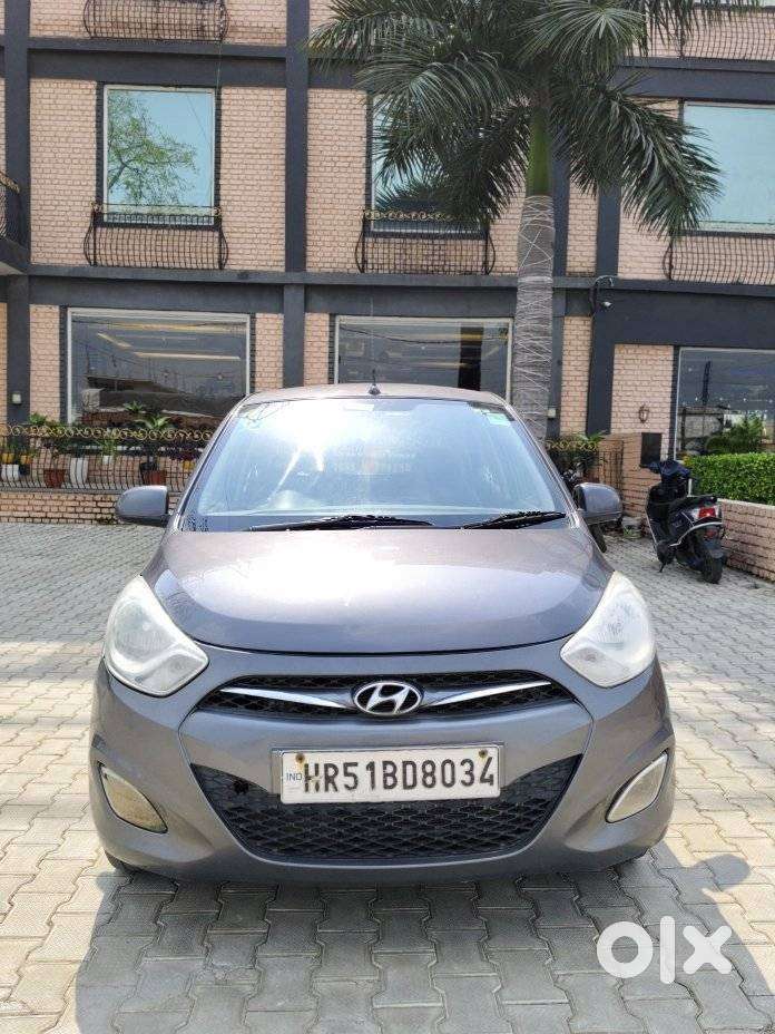 Hyundai I10 Sportz 1.1 Irde2, 2015, Cng & Hybrids