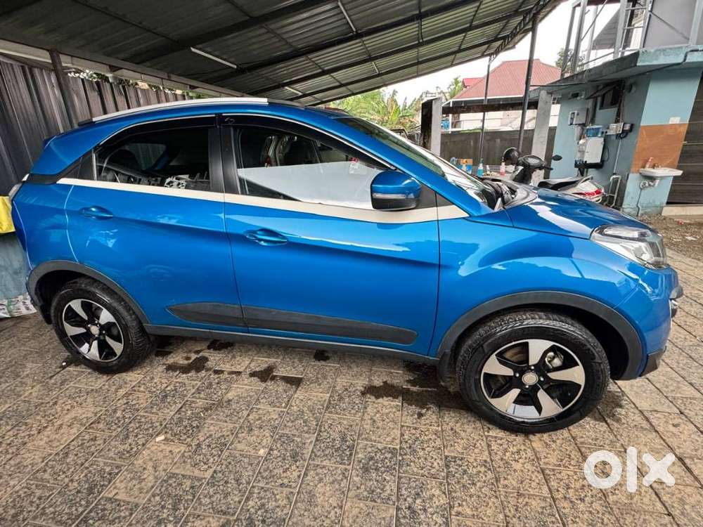 Tata Nexon Xza Plus-moroccan Blue