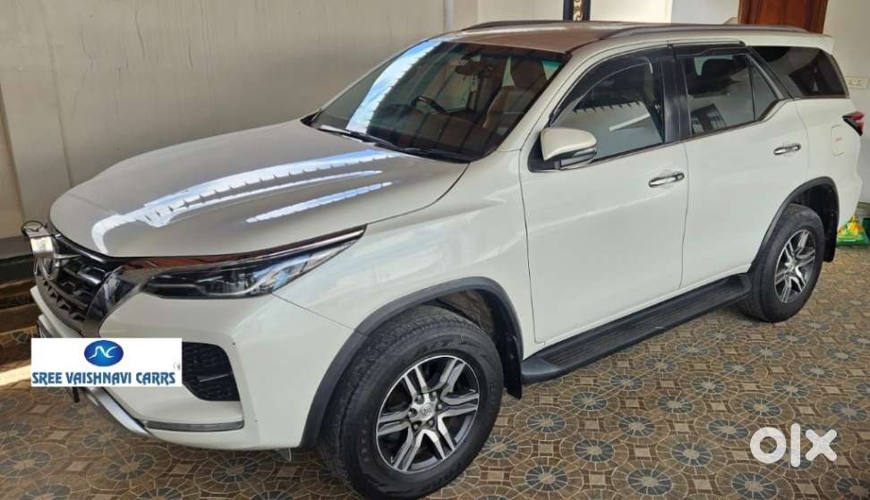 Toyota Fortuner 4x2 At 2.8 Diesel, 2022, Diesel