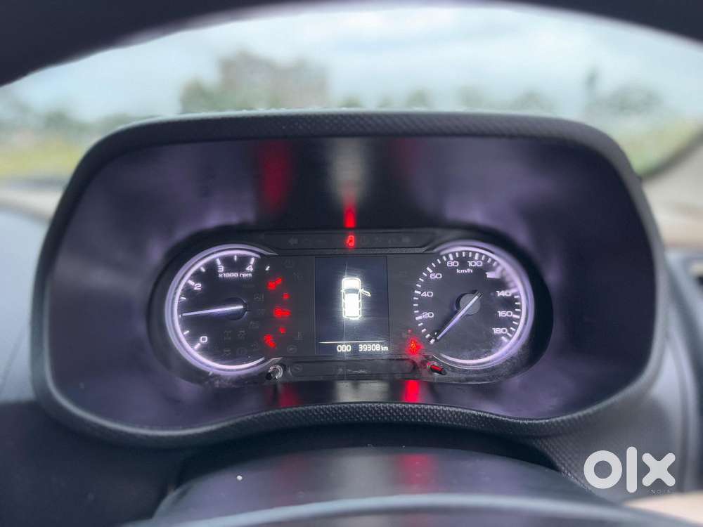 Mahindra Bolero Neo N10 (r), 2021, Diesel