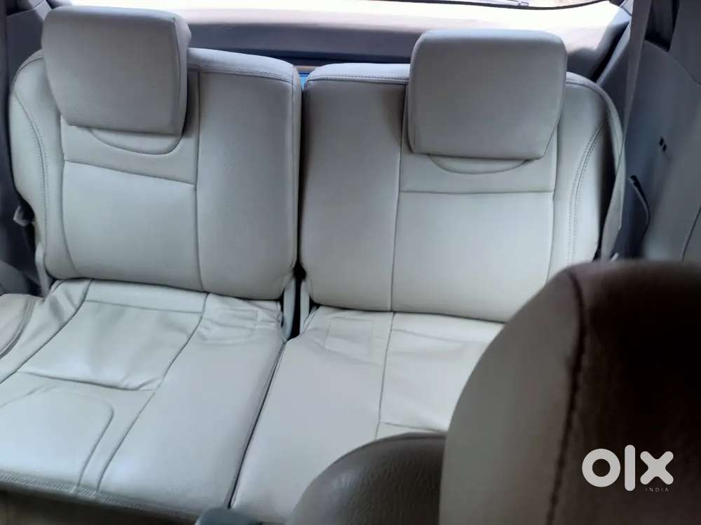 Toyota Innova 2010 Diesel Well Maintained