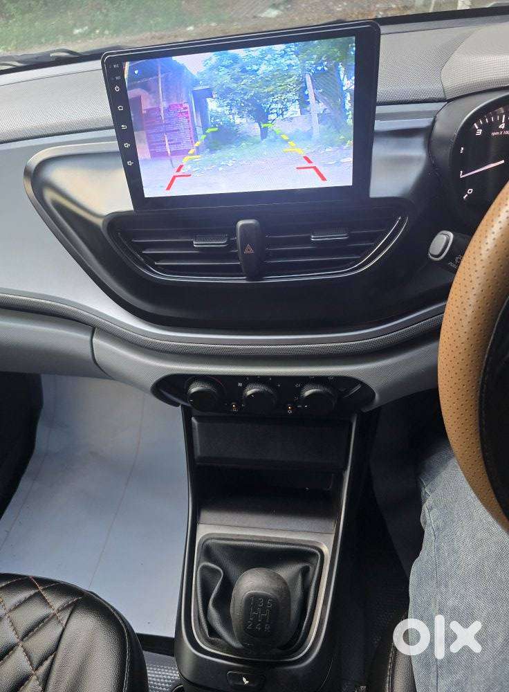 Tata Altroz 1.2 Xe, 2020, Petrol
