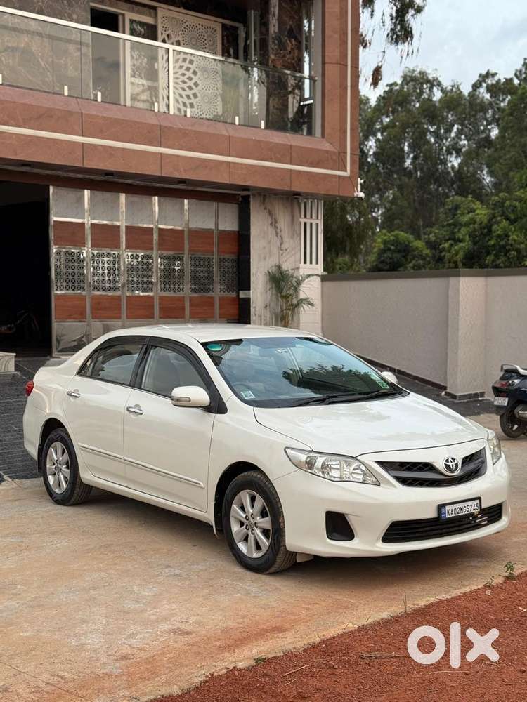 Toyota Corolla Altis 2010-2013 Diesel D4dg, 2012, Diesel