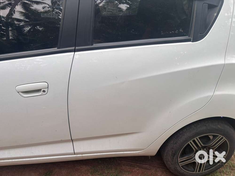 Chevrolet Beat Lt 2011 Petrol