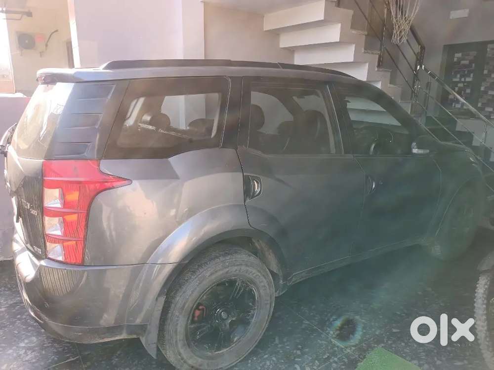 Mahindra Xuv500 2015 Diesel 145512 Km Driven Pass Till 2030 For Sale
