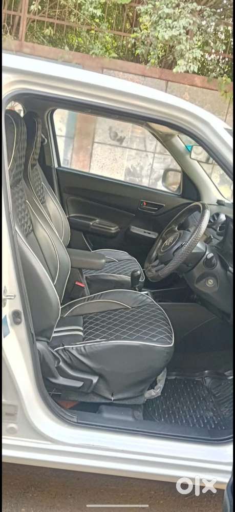 Maruti Suzuki Swift Lxi Optional-o, 2024, Petrol