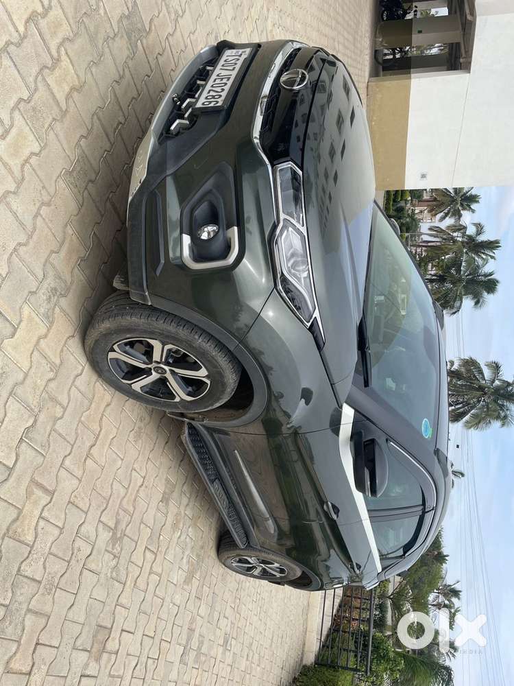 Tata Nexon Xz+ Sunroof , 26,402km -  Petrol , Manual 2022