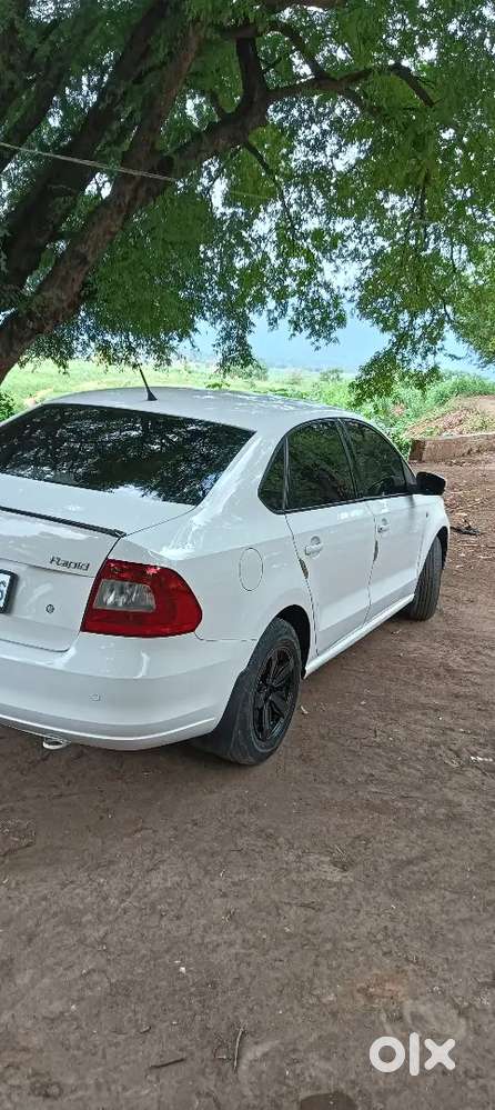 Skoda Rapid Elegance 2012 Diesel Fancy Number
