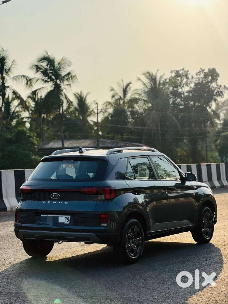 Hyundai Venue S Mt 1.2 Kappa, 2023, Petrol