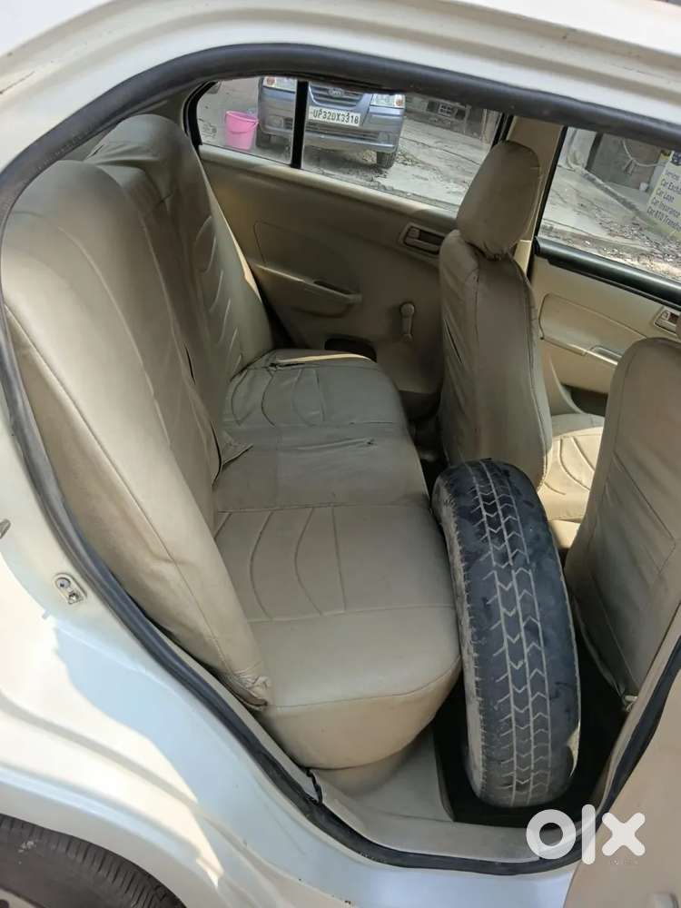 Maruti Suzuki Dzire 1.2 Lxi, 2017, Petrol