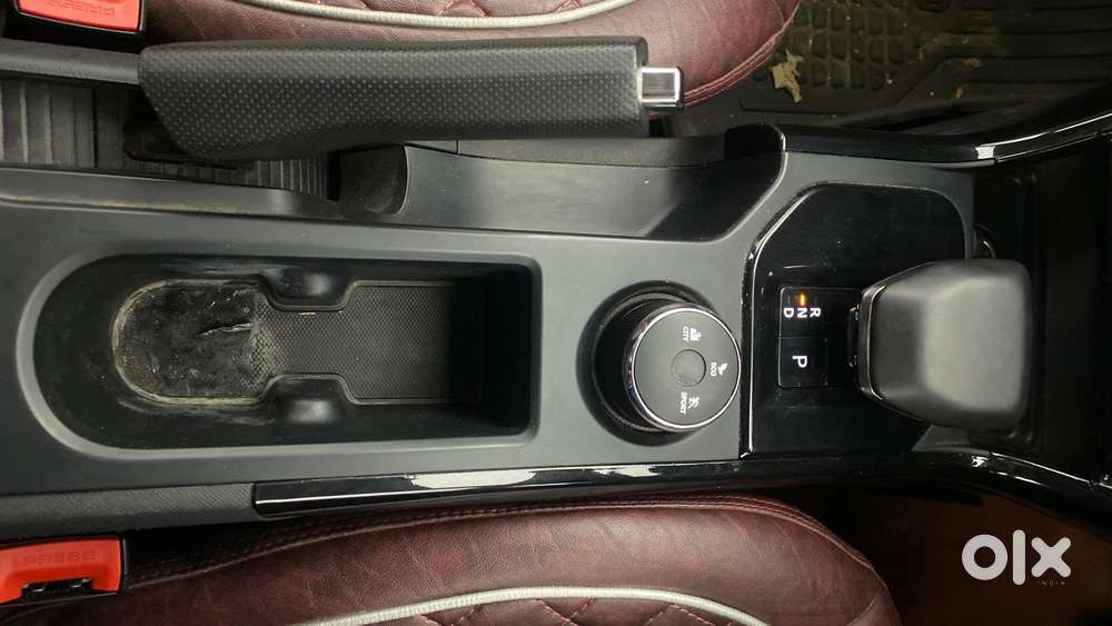 Tata Nexon Creative Plus 1.2 Revotron Petrol 7dca Dt, 2024, Petrol