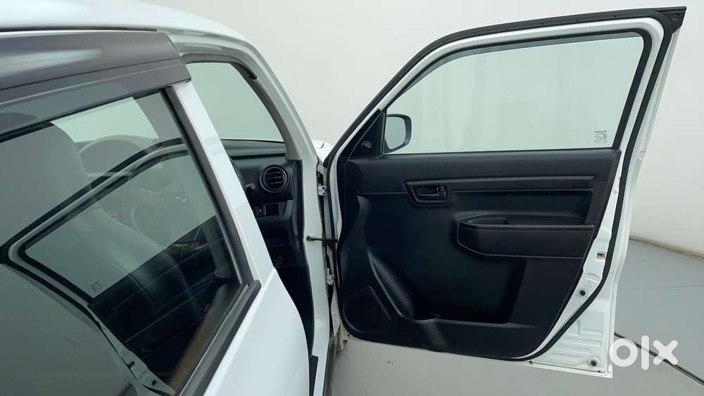 Maruti Suzuki S-presso Vxi O Amt, 2023, Petrol