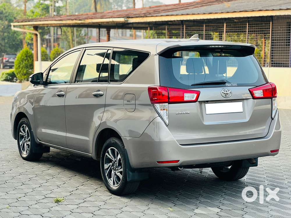 Toyota Innova Crysta [2020-ongoing] 2.4 Gx At 7 Str, 2022, Diesel