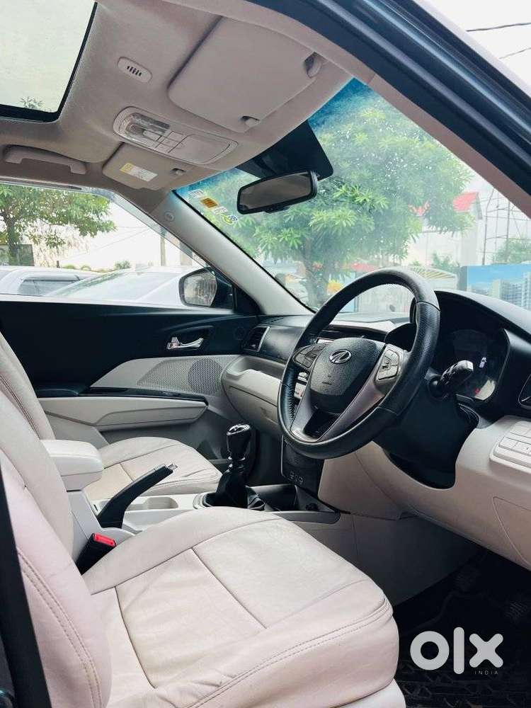 Mahindra Xuv300 W8 Option Dual Tone, 2020, Petrol