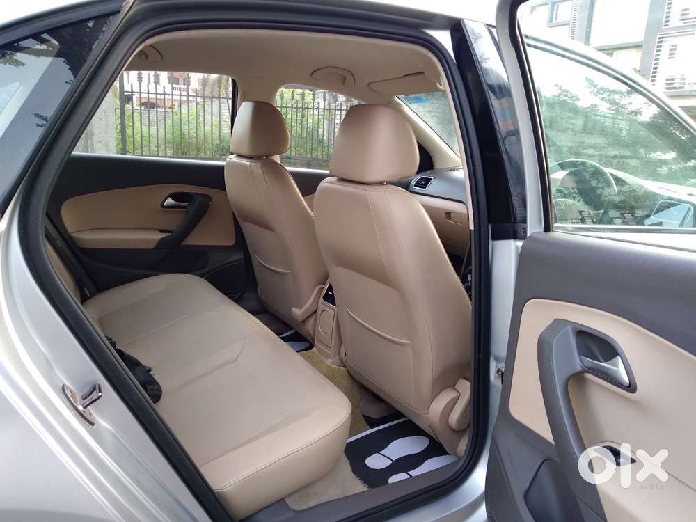 Volkswagen Vento 1.2 Tsi Highline At, 2017, Petrol