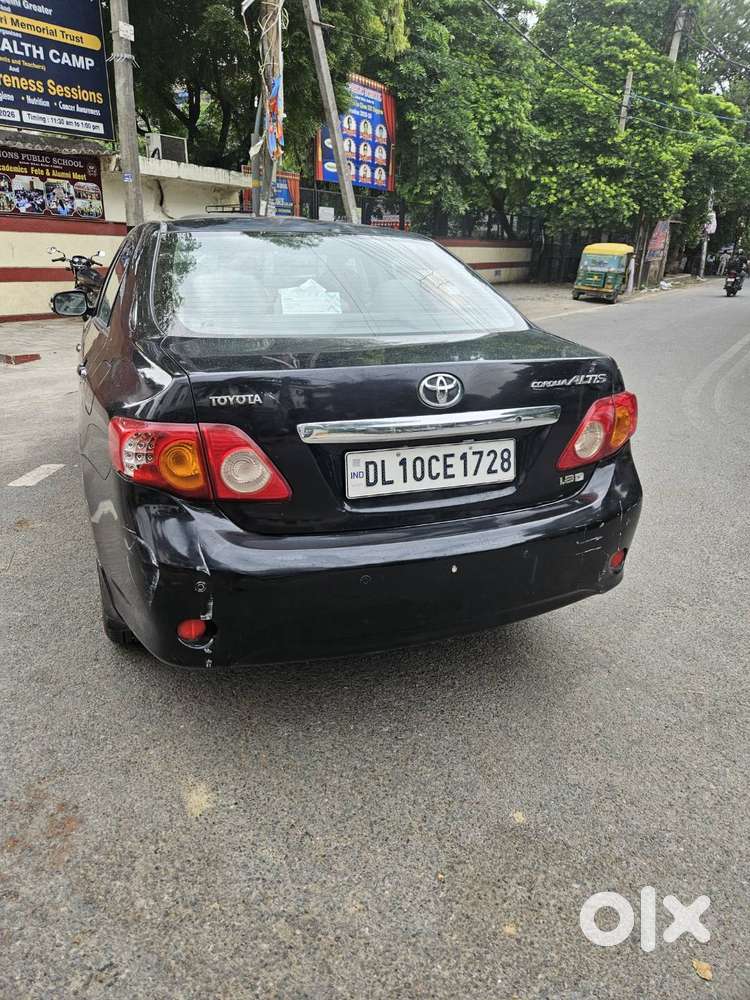 Toyota Corolla Altis 2011-2012 Vl