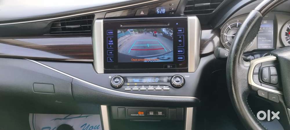 Toyota Innova Crysta