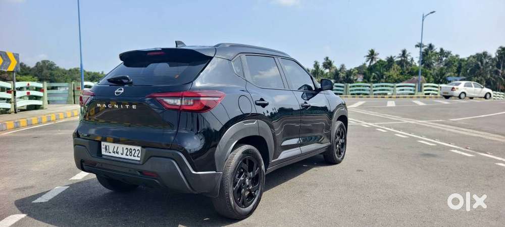 Nissan Magnite Kuro Edition 1.0 Petrol Mt, 2024, Petrol