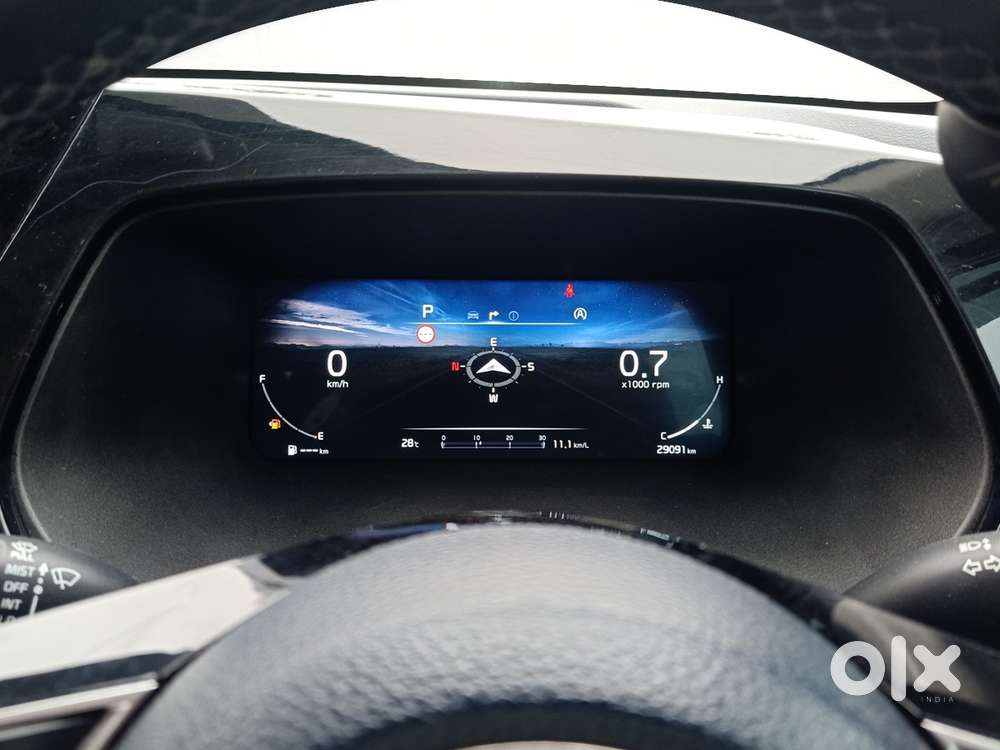 Kia Carens Luxury (o)1.5 Turbo Petrol Dct 7 Str, 2023, Petrol