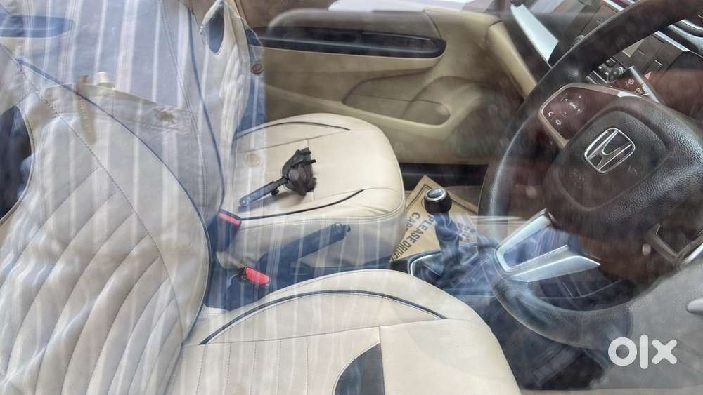 2023 Model Genuine Car Less Driven Everything Orignal No Dealer
