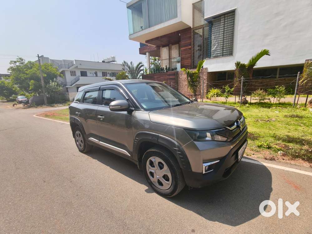 Maruti Suzuki Brezza 1.5 Vxi Smart Hybrid, 2023, Petrol