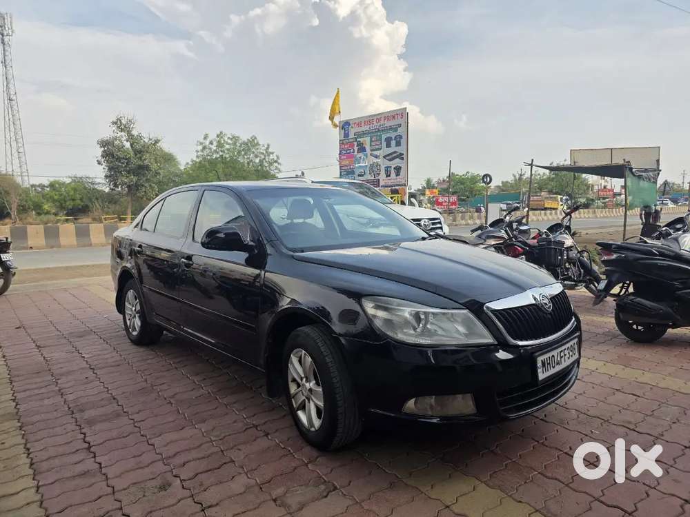 Skoda Laura 2011 Diesel 174850 Km Driven