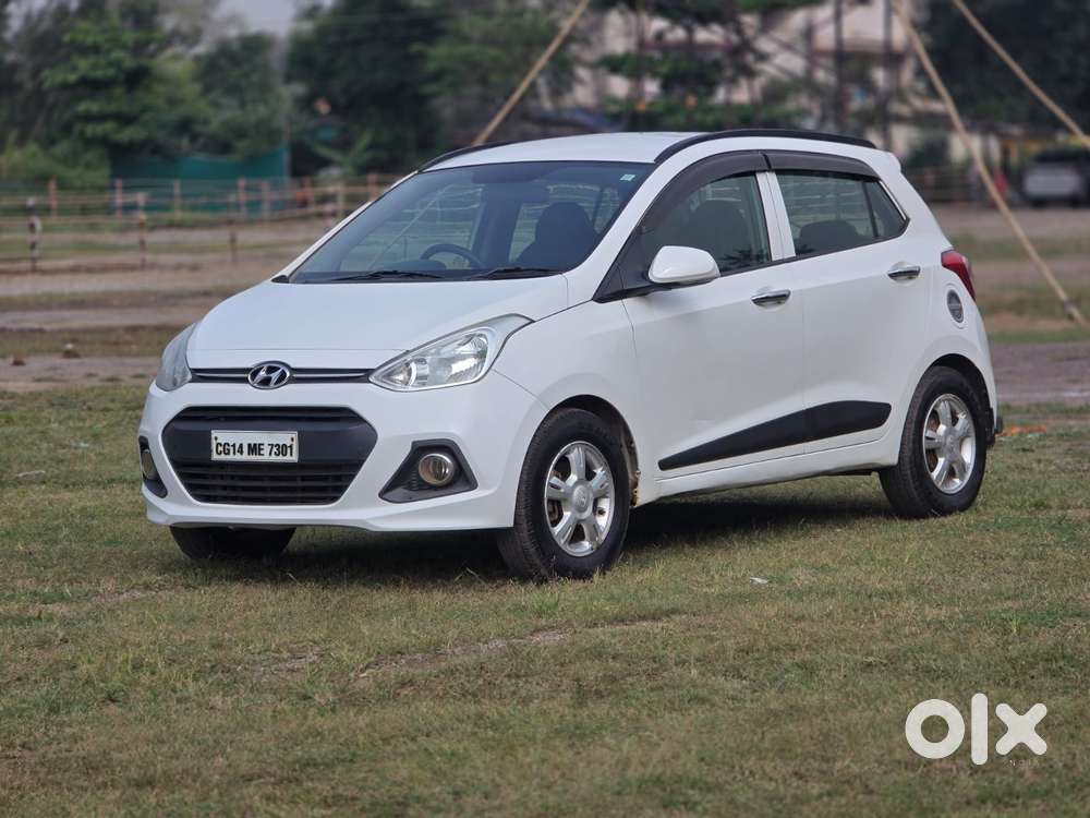 Hyundai Grand I10 Sportz, 2016, Petrol