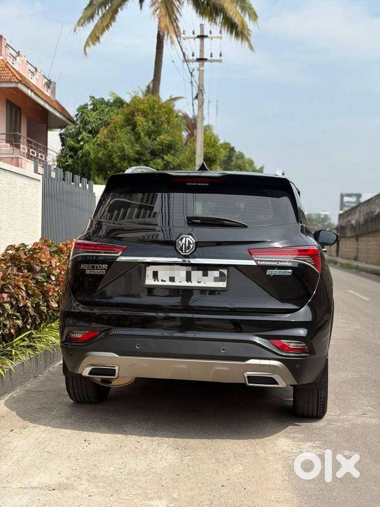 Mg Hector Plus Sharp Hybrid Petrol, 2022, Petrol