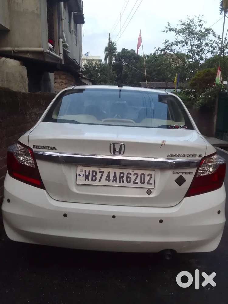 Honda Amaze 2017 Petrol Well Maintained