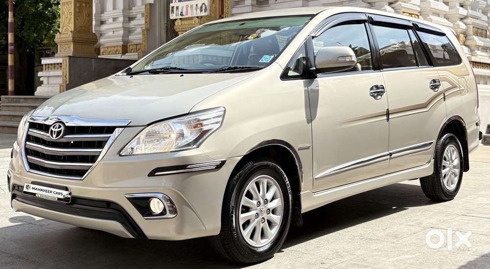 Toyota Innova 2.5 Vx 8 Seater Bs Iv, 2014, Diesel