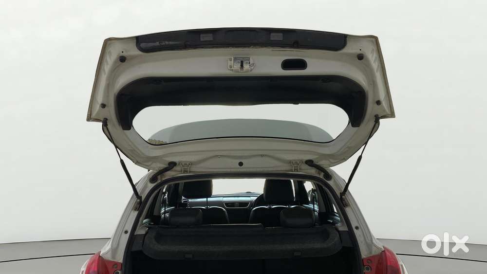 Maruti Suzuki Swift Vxi, 2017, Petrol
