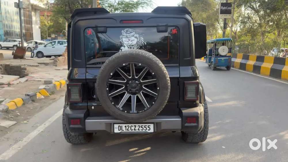 The Ultimate Beast: 2025 Thar Roxx Ax7l Diesel At (rwd)