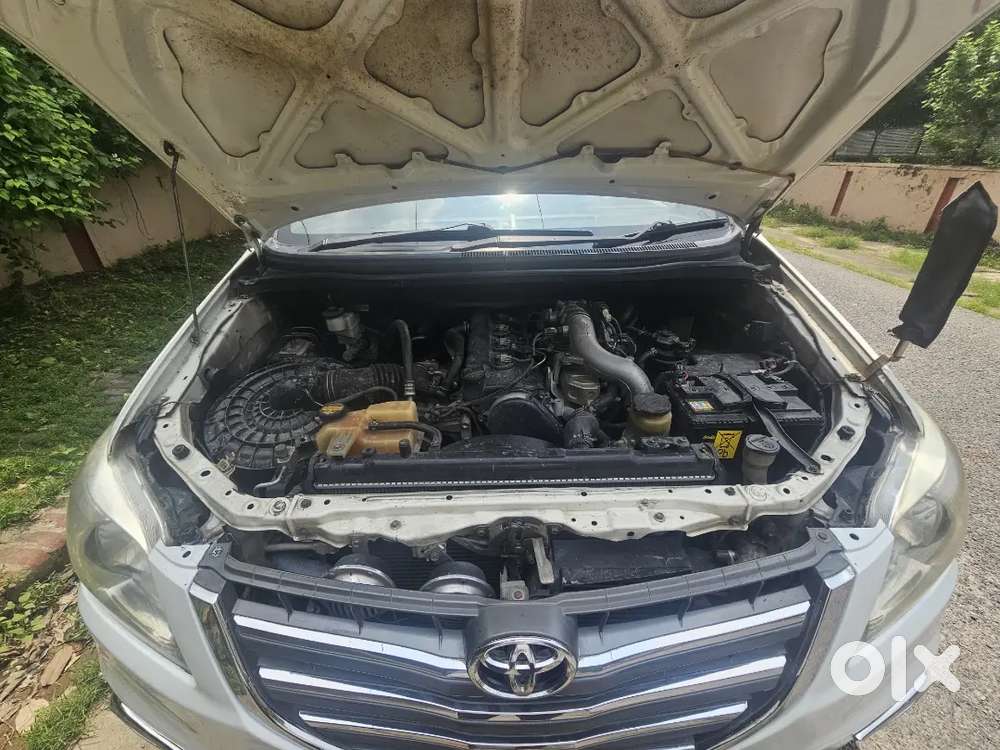 Toyota Innova 2.5 2015