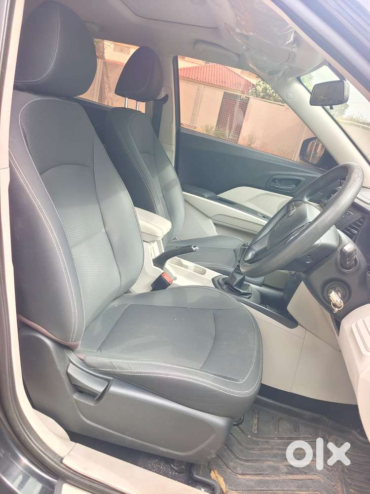 Mahindra Xuv300 W6, 2023, Petrol
