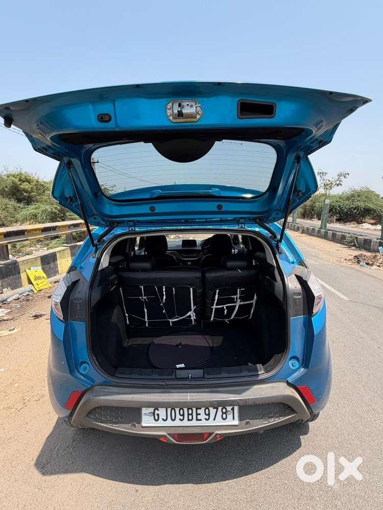 Tata Nexon Xz + Bs4