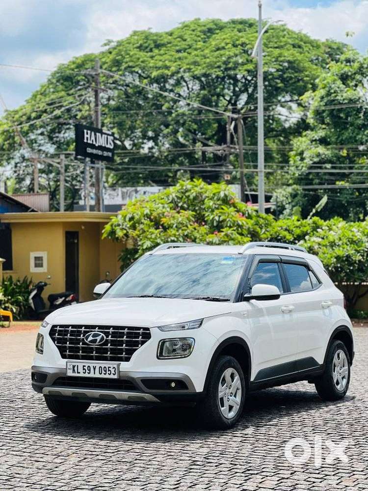 Hyundai Venue S Mt 1.2 Kappa, 2022, Petrol