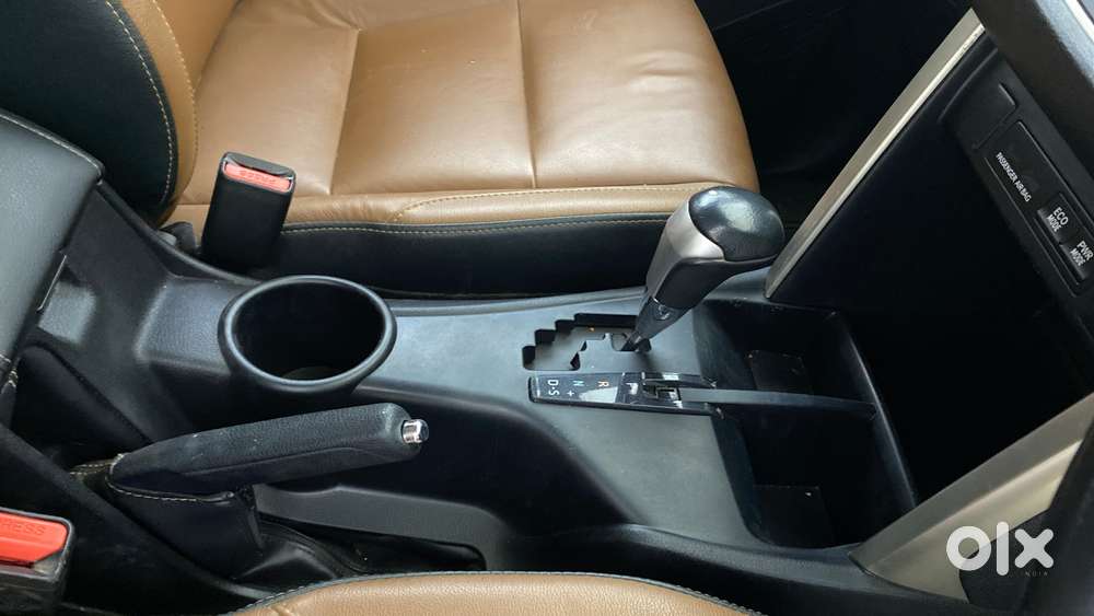 Toyota Innova Crysta 2.8 Zx At, 2016, Diesel