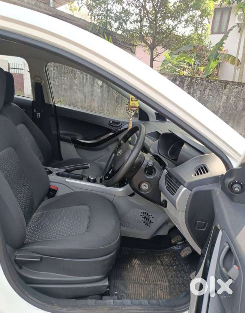 Tata Nexon 1.2 Revotron Xm, 2019, Petrol