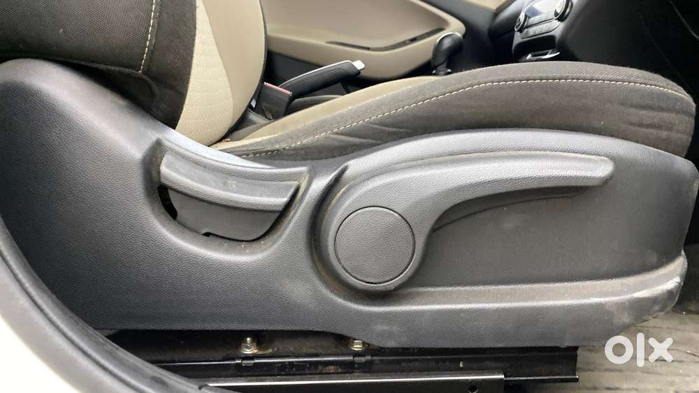 Hyundai Elite I20 Sportz (o) 1.2, 2015, Petrol