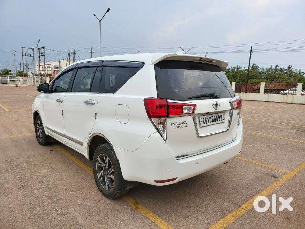Toyota Innova Crysta 2.4 G Mt 7 Str, 2021, Diesel