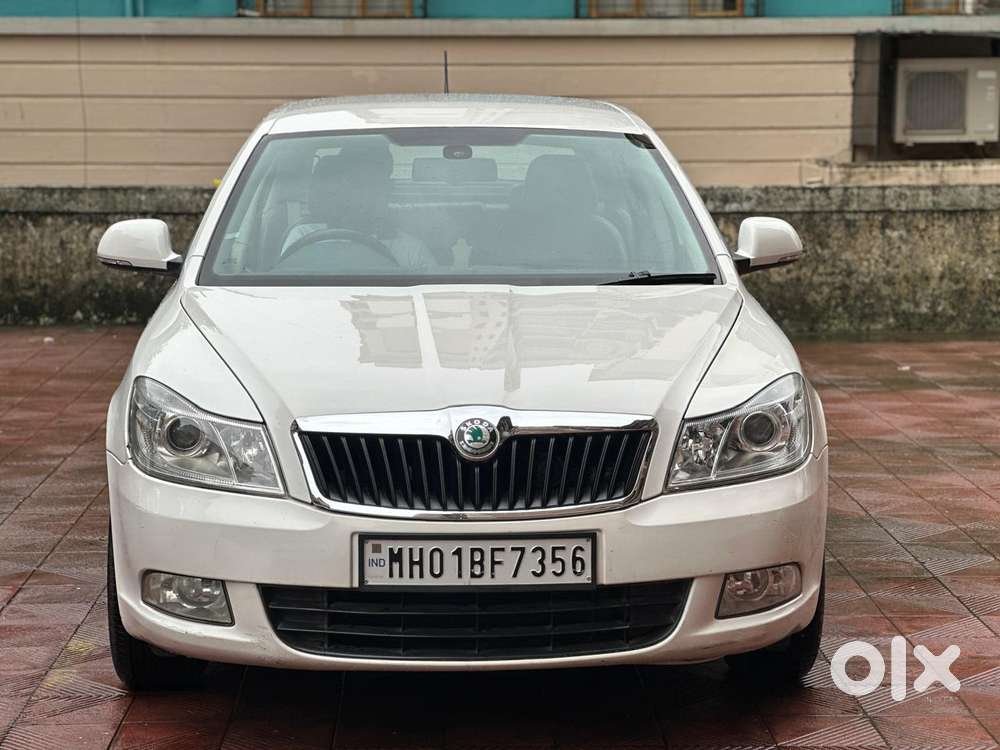 Skoda Laura 1.8 Tsi Ambiente, 2012, Petrol
